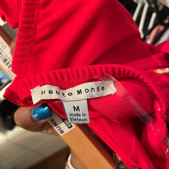 Brand new red jumpsuit ! - Picture 6 of 8